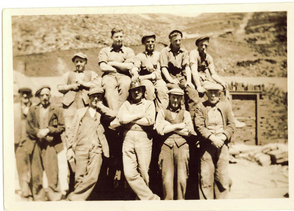 Group of quarrymen at Sinc Wali, Dinorwig Quarry