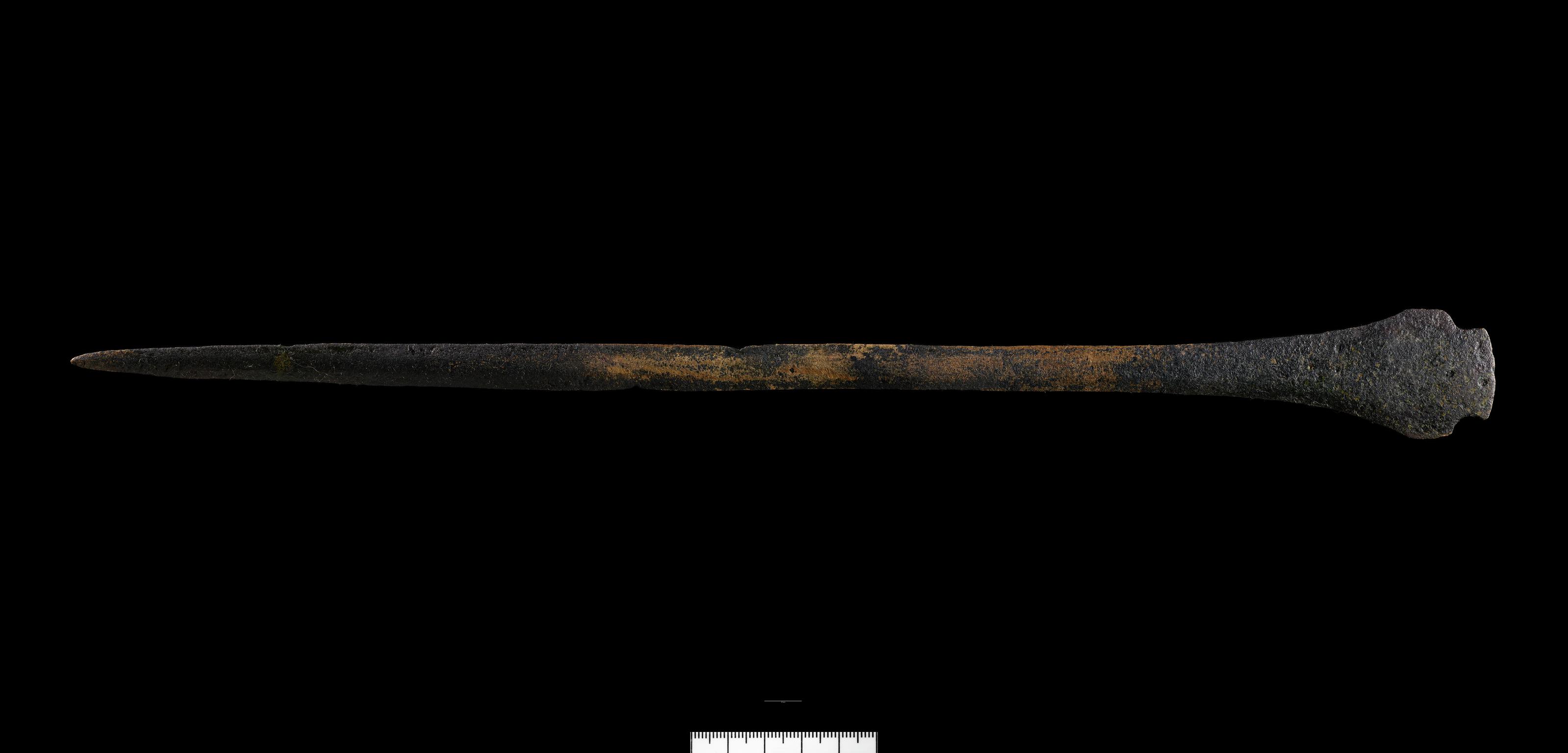 Middle Bronze Age bronze rapier