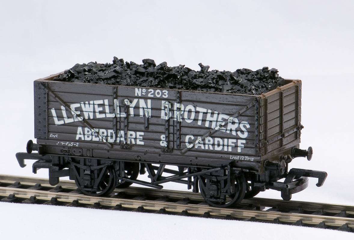Llewellyn Brothers, coal wagon model