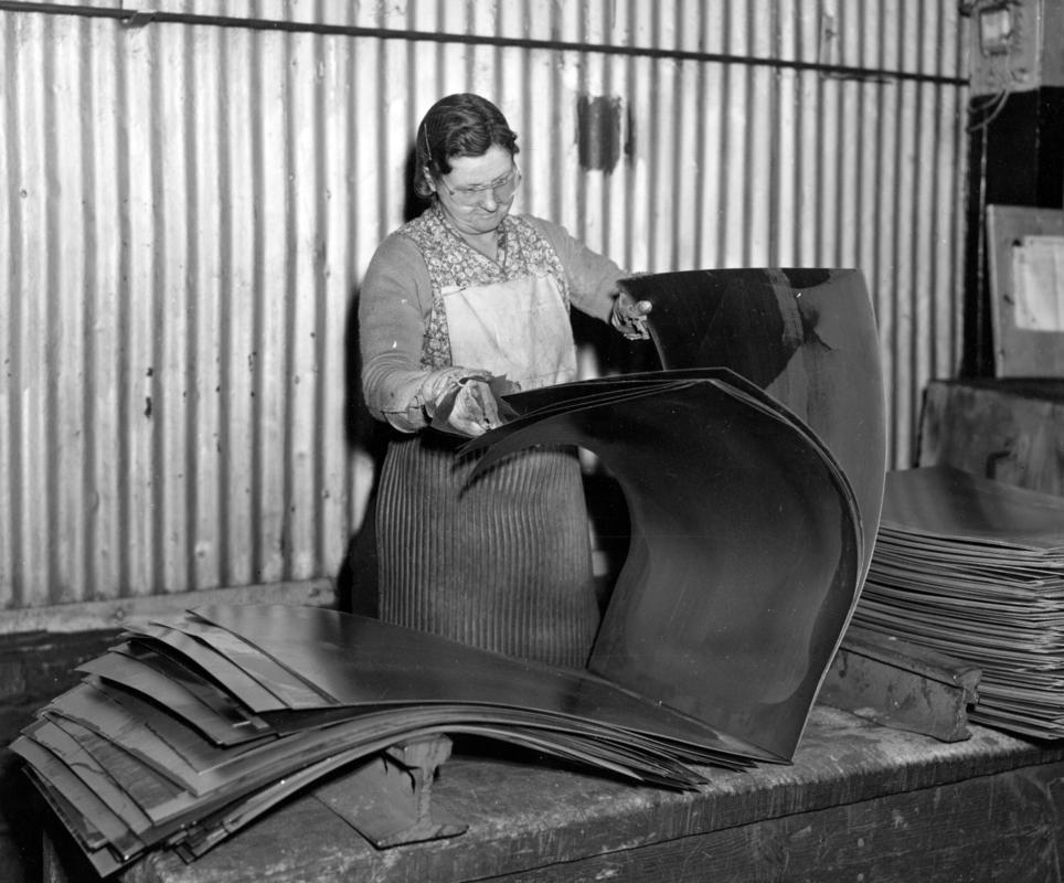 Teilo tinplate works, photograph