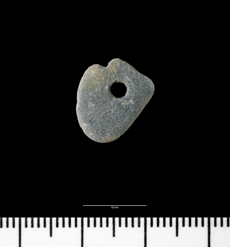 Early Mesolithic shale bead