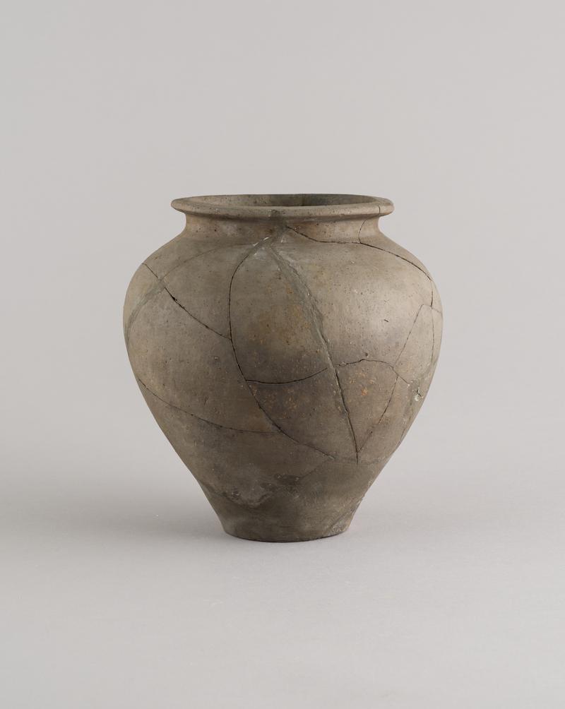 Roman pottery jar