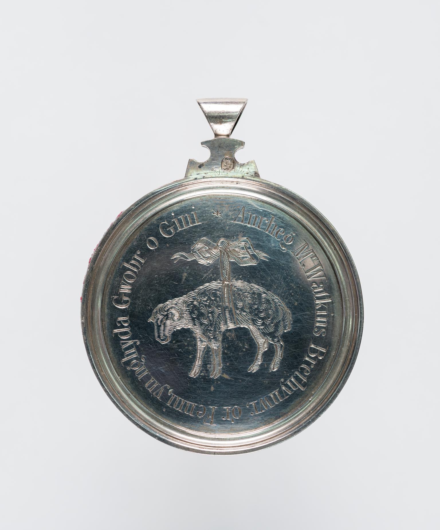 Medal, Cymreigyddion
