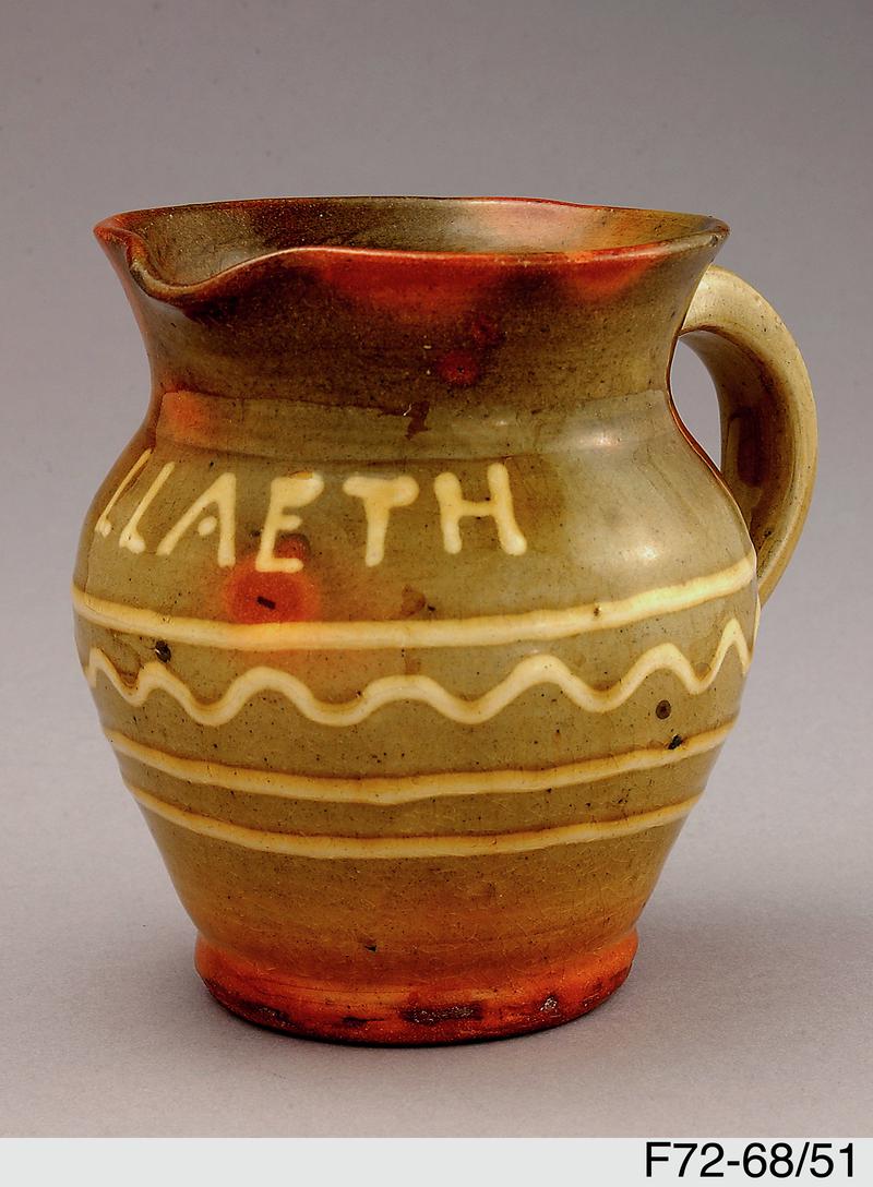 Milk jug with inscription &#039;Llaeth&#039;