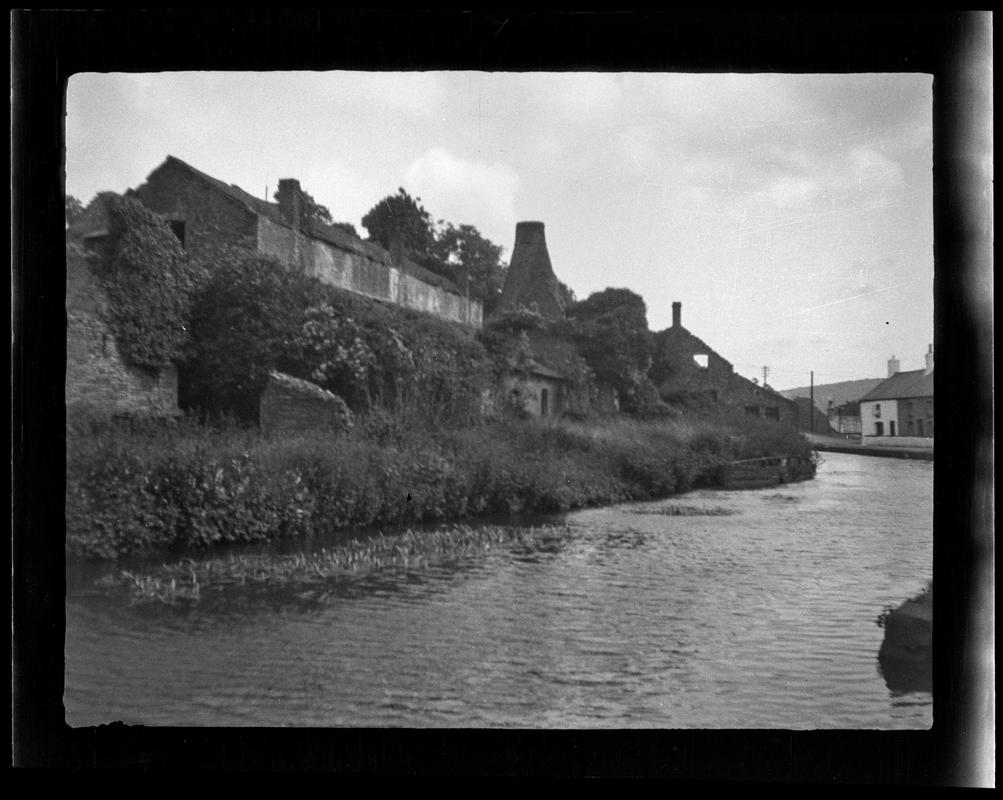 Glamorganshire Canal, negative