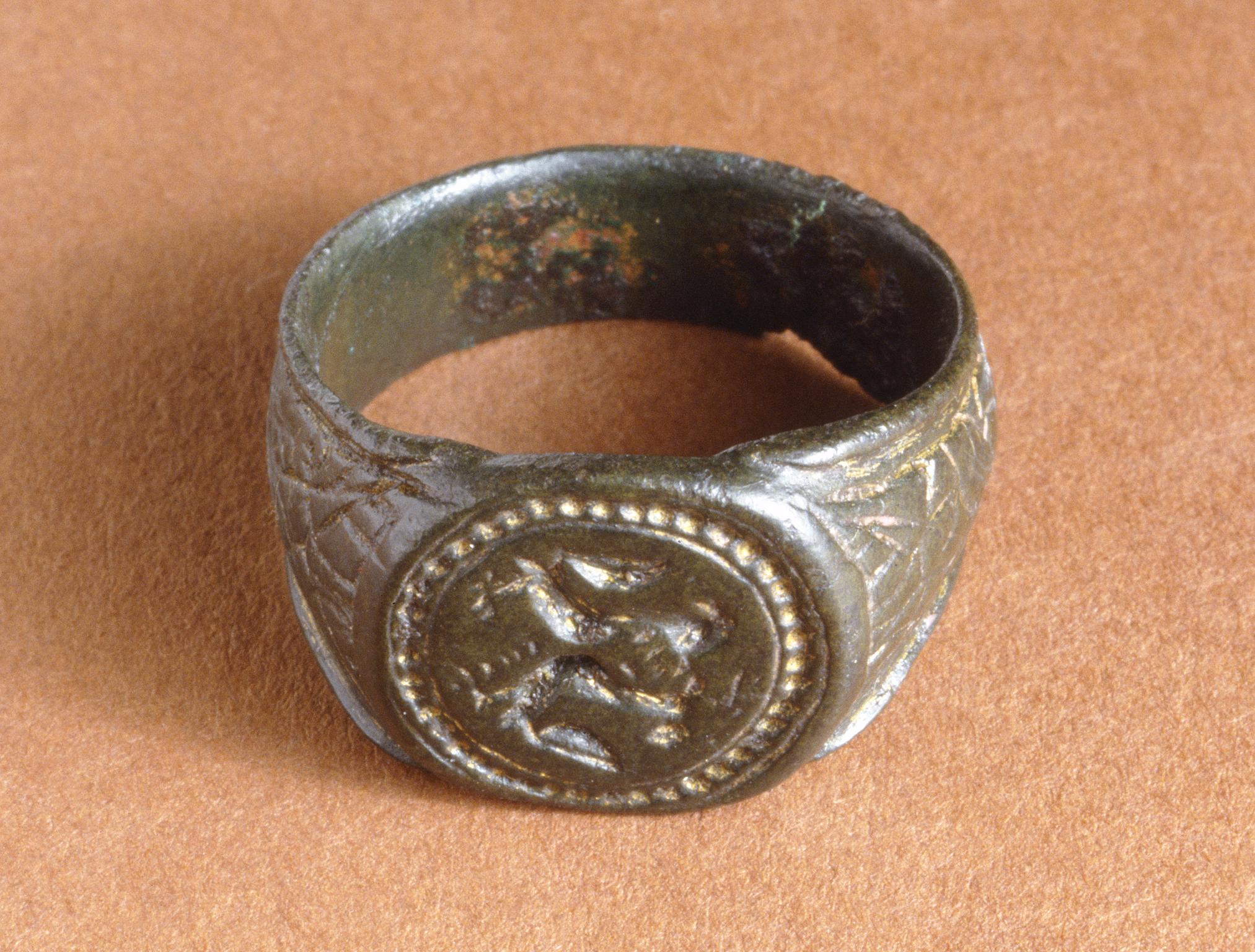 Medieval gilt bronze signet ring