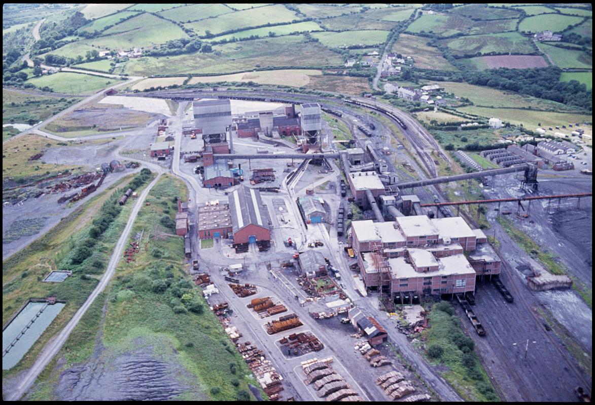 Cynheidre Colliery, slide