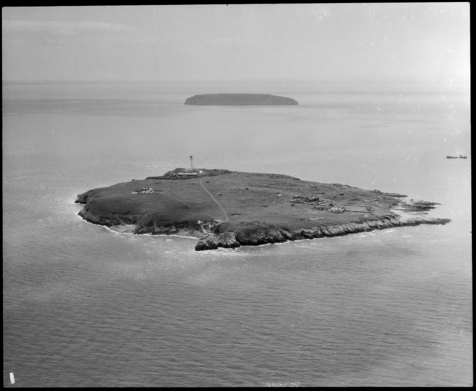 Flat Holm, negative