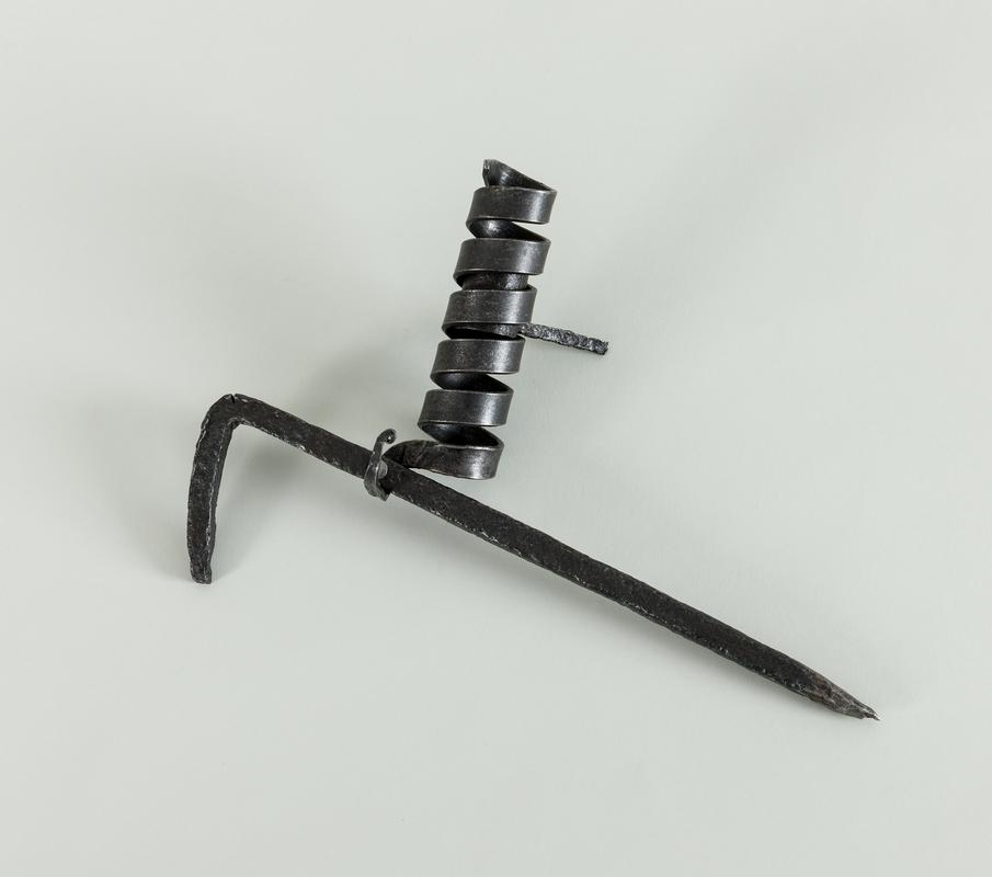 spiral candle holder - adjustable