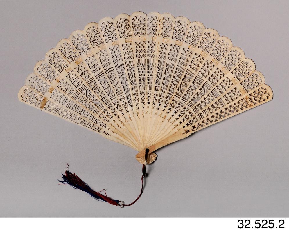 Ivory fan, 19th century