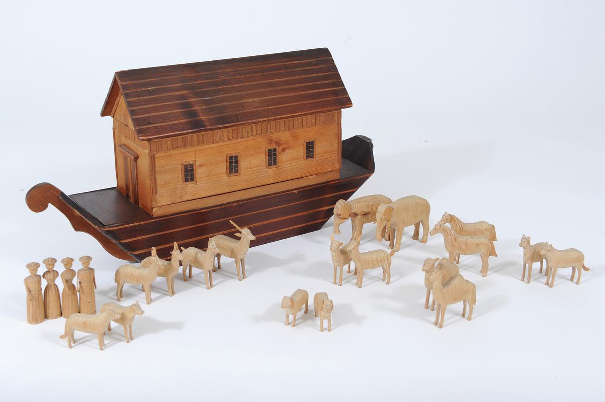 Noah&#039;s Ark wooden toys, 1895