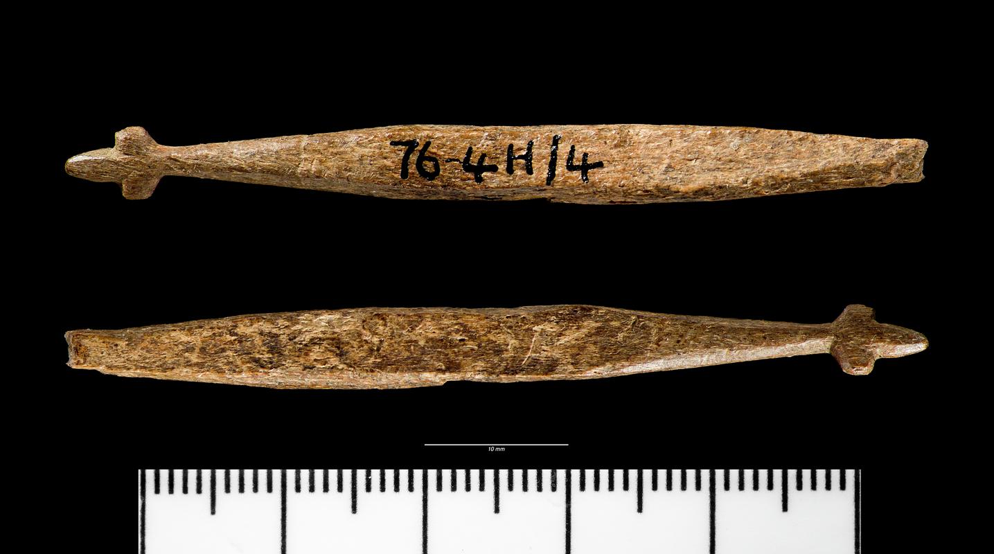 Medieval bone hairpin