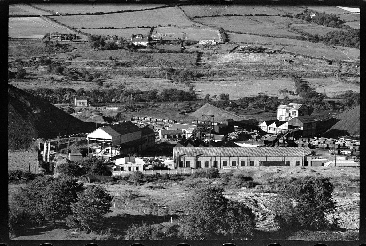 Llanharan Colliery, negative