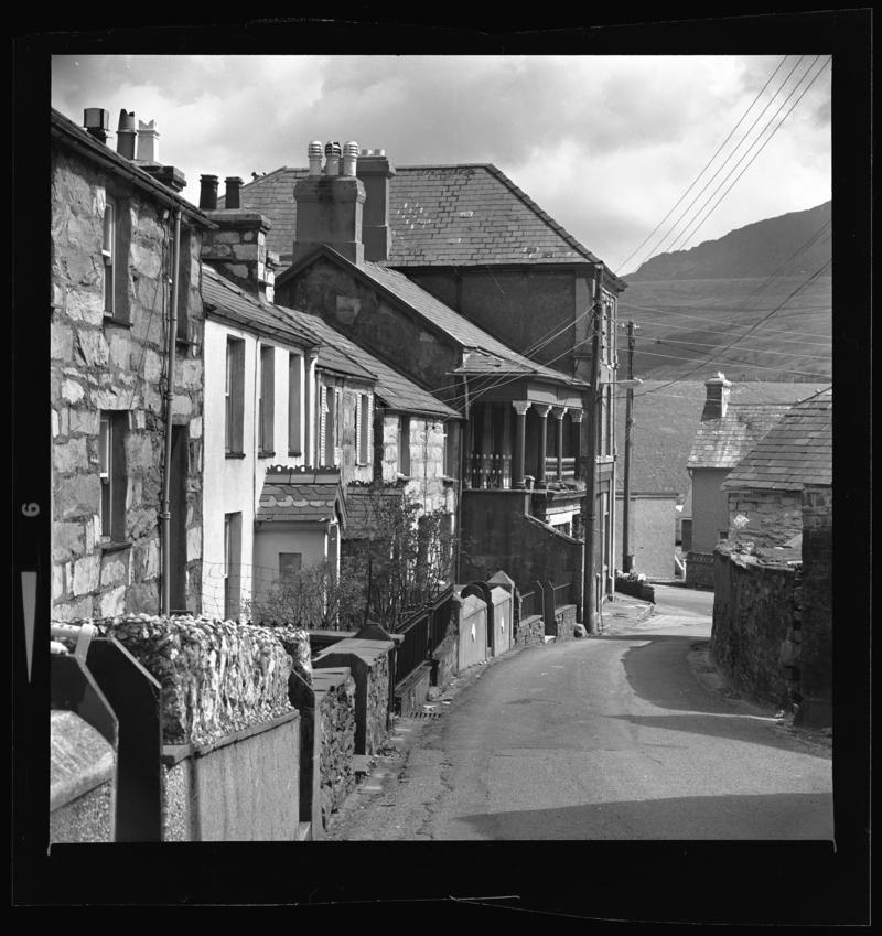 Terraced houses and chapel at Talysarn, Dyffryn Nantlle, 1979.