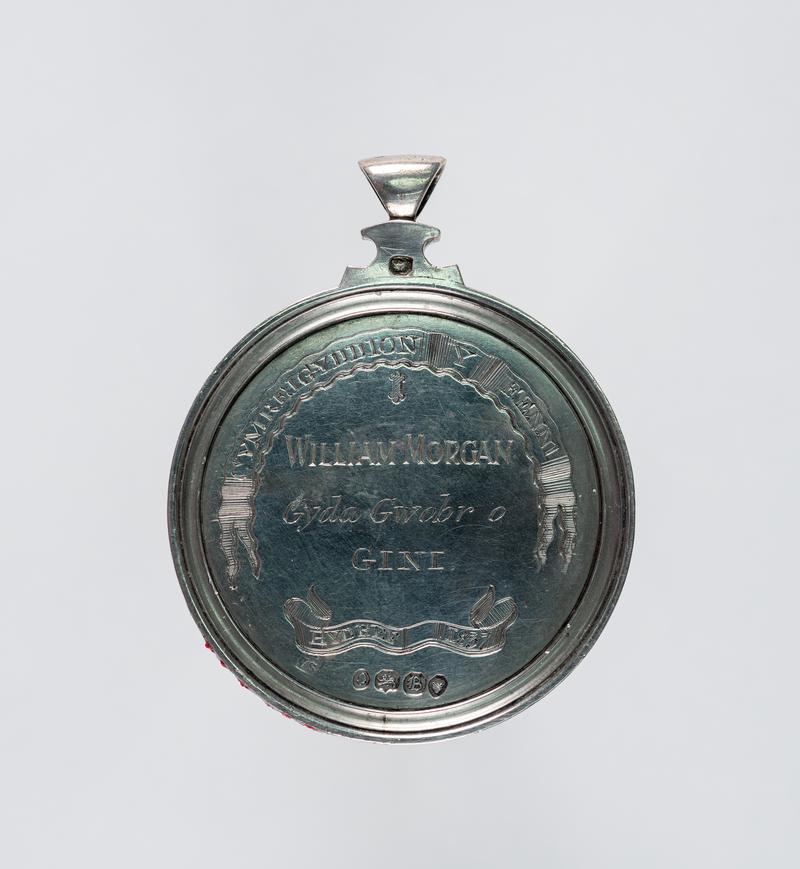 Medal, Cymreigyddion