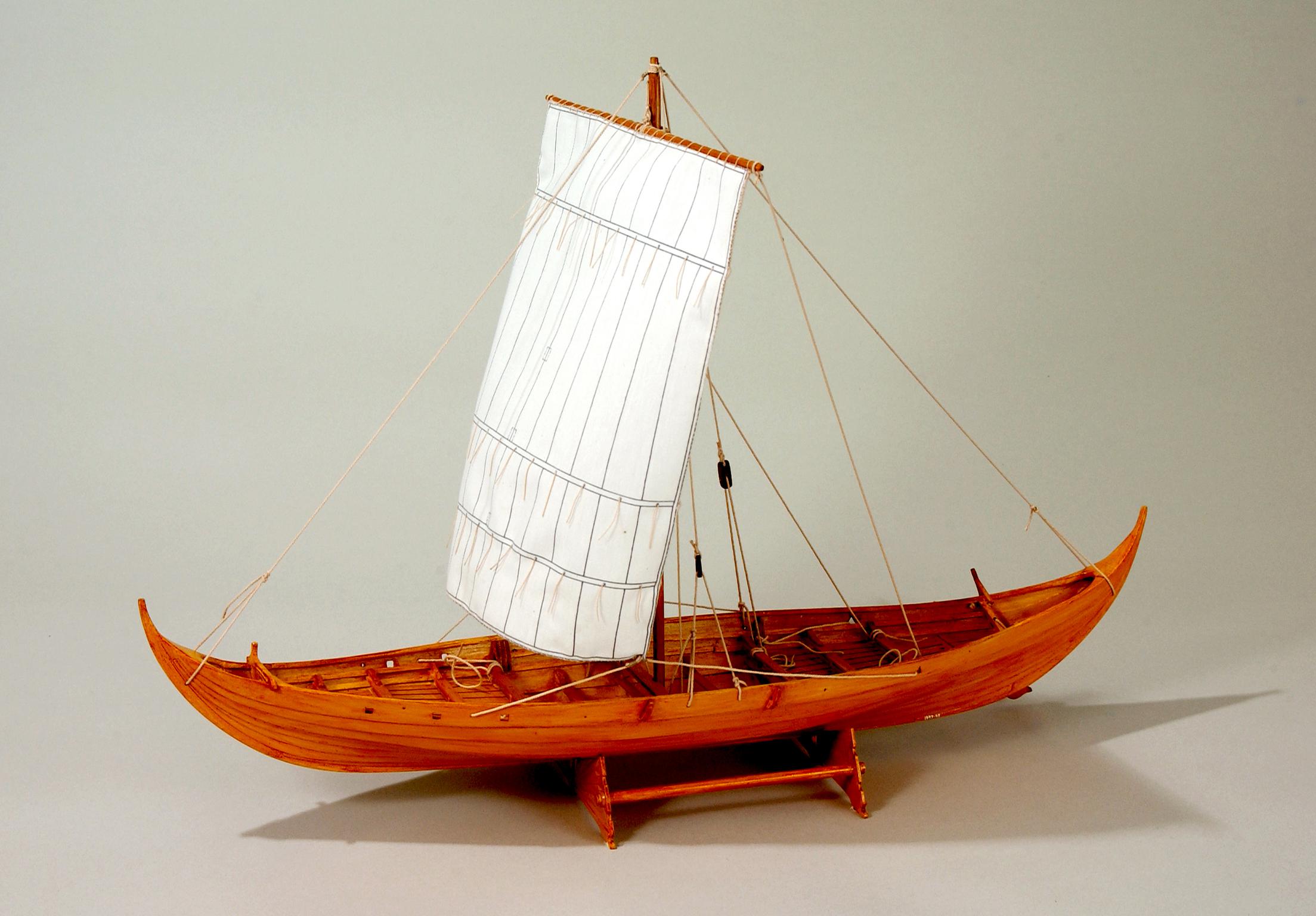 Viking vessel ROAR EGE, full hull ship model