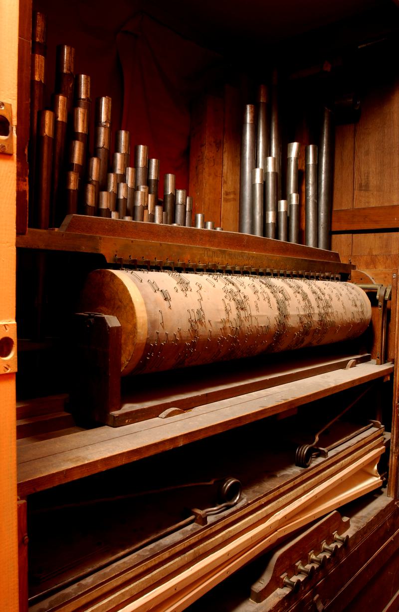 Barrel organ