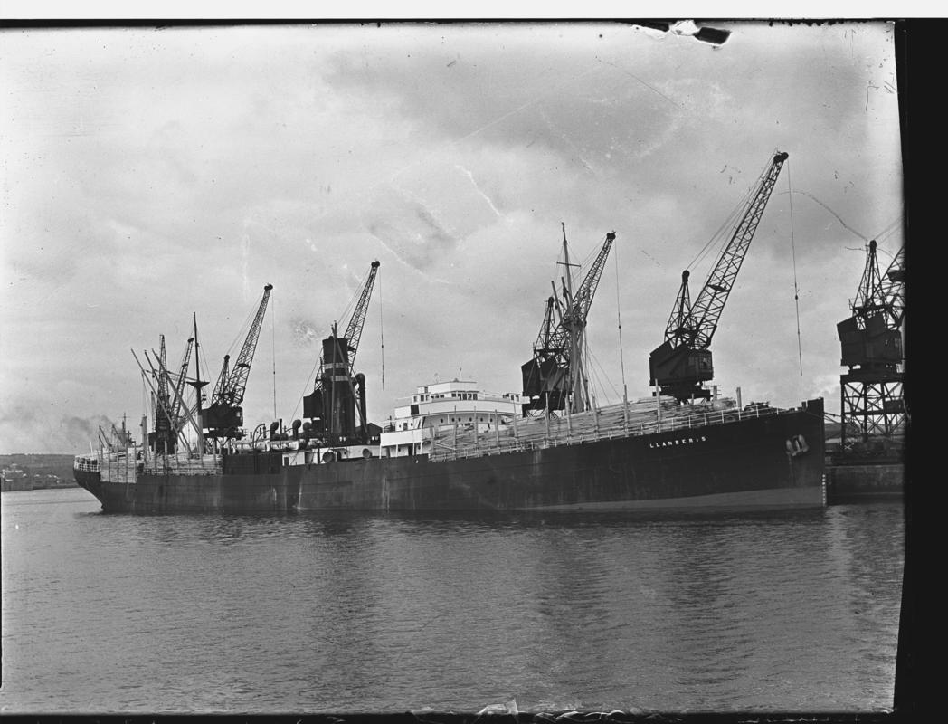 S.S. LLANBERIS, glass negative