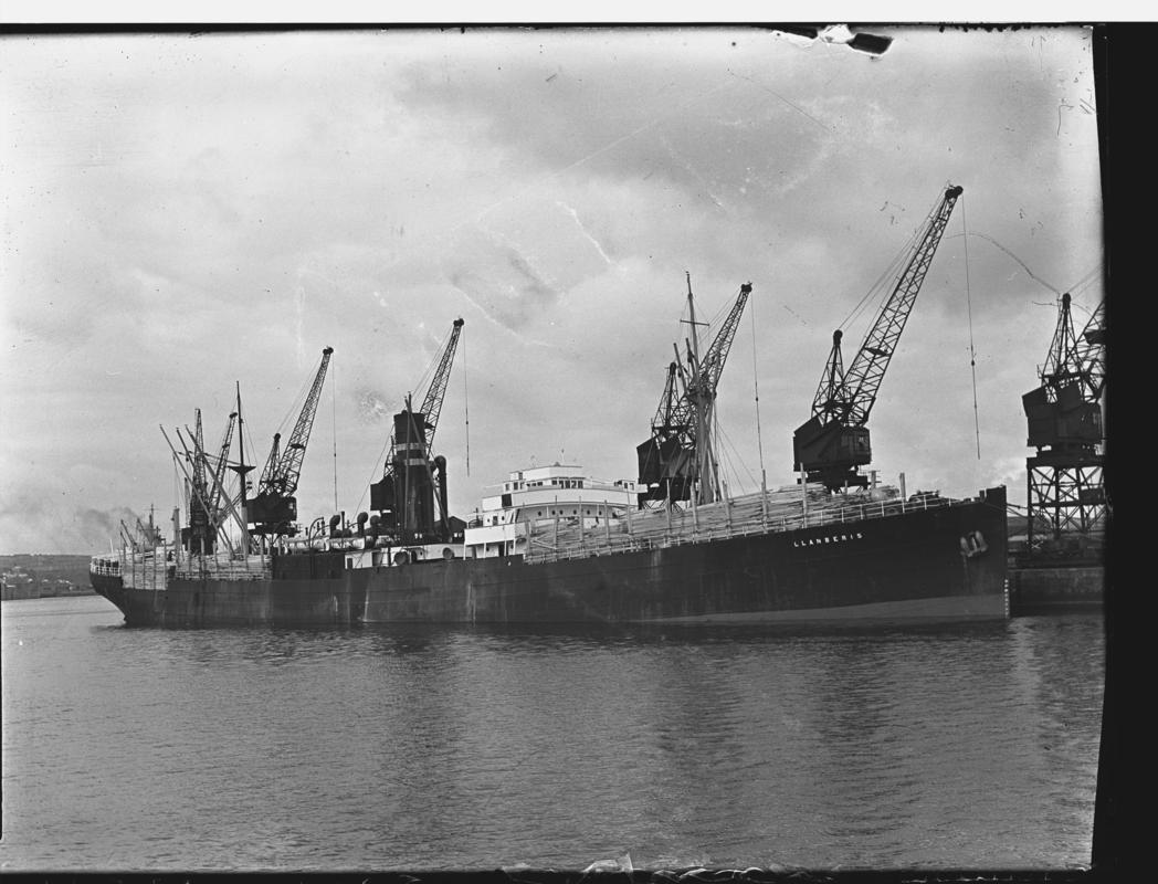 S.S. LLANBERIS, glass negative