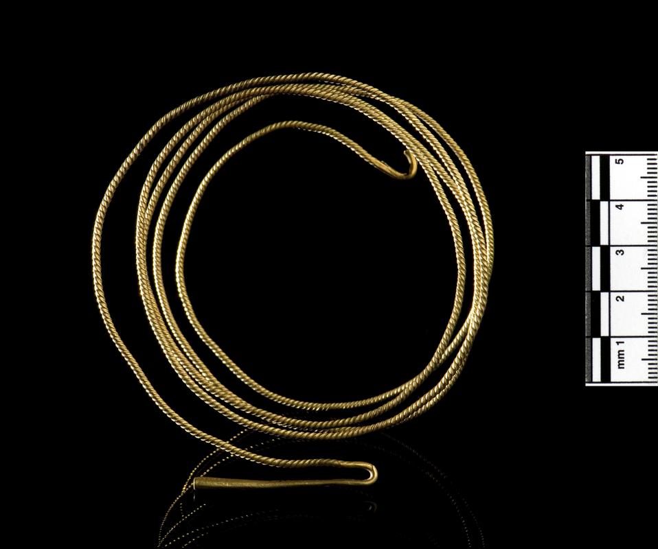 Middle Bronze Age gold bar-twisted torc