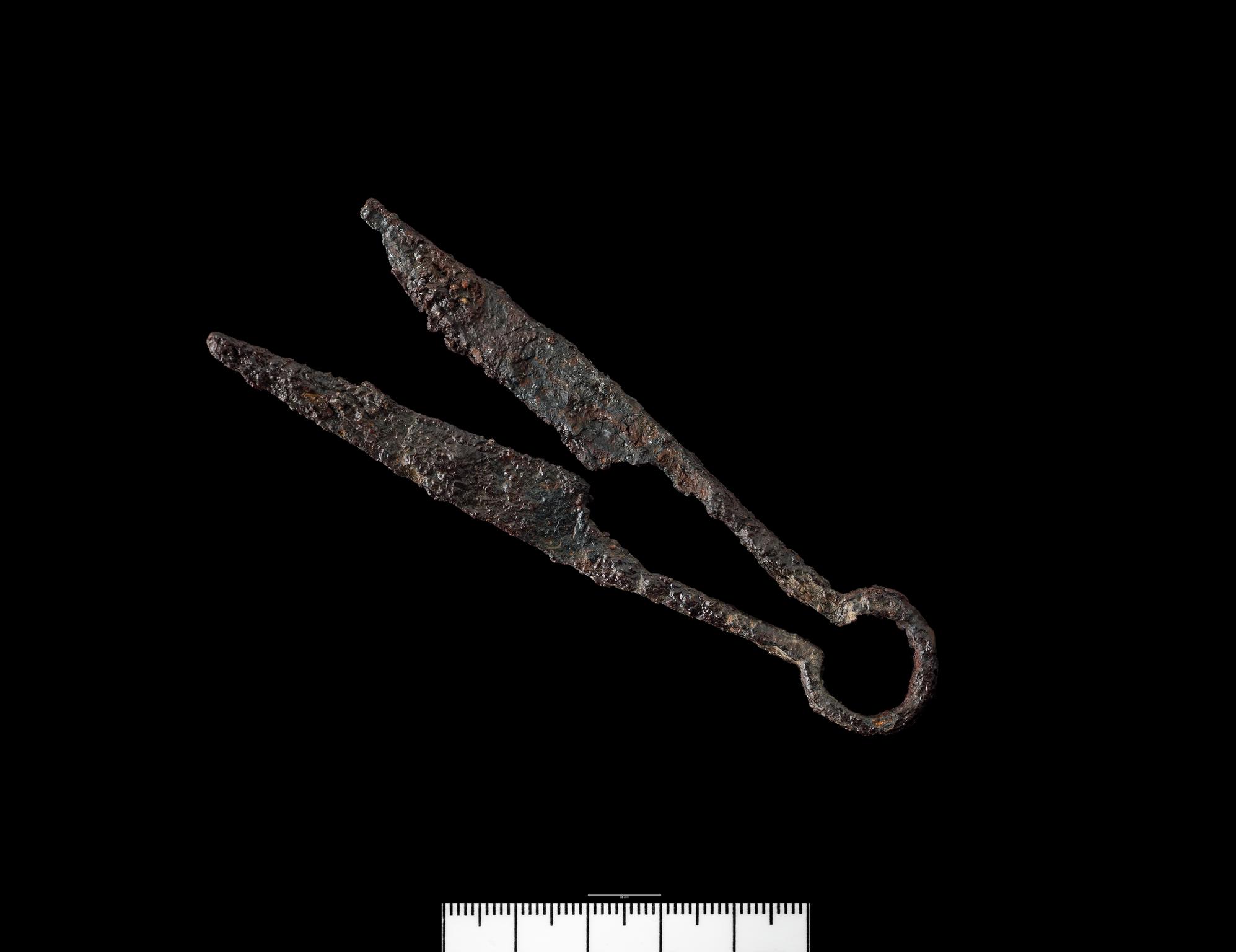 Medieval / Post-Medieval iron shears