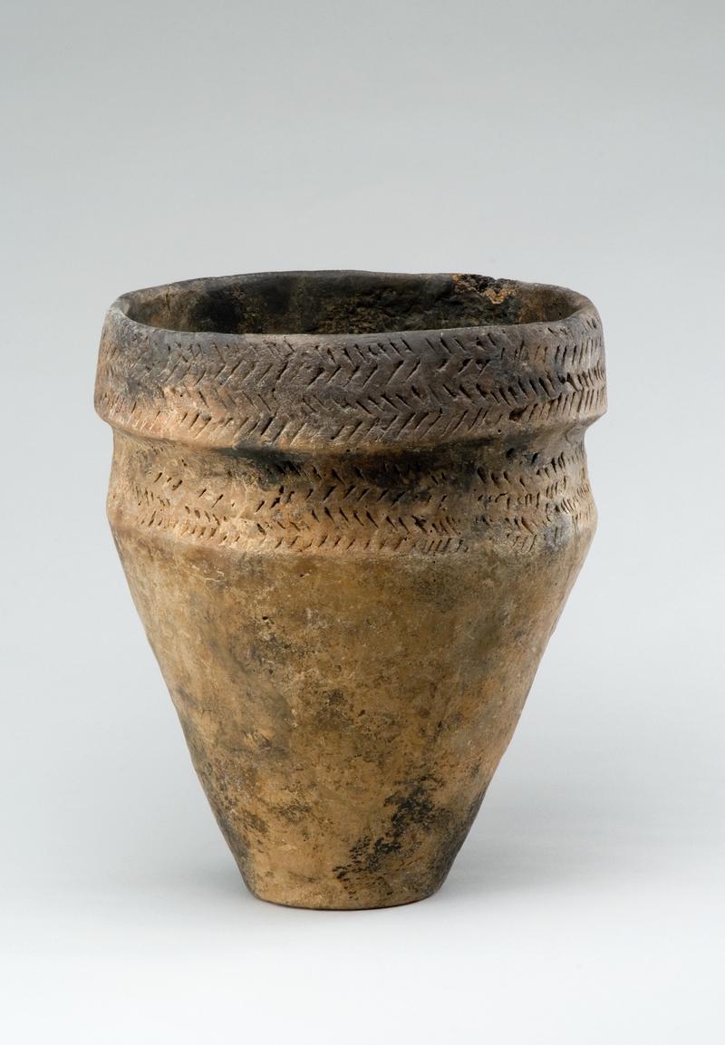 pottery urn