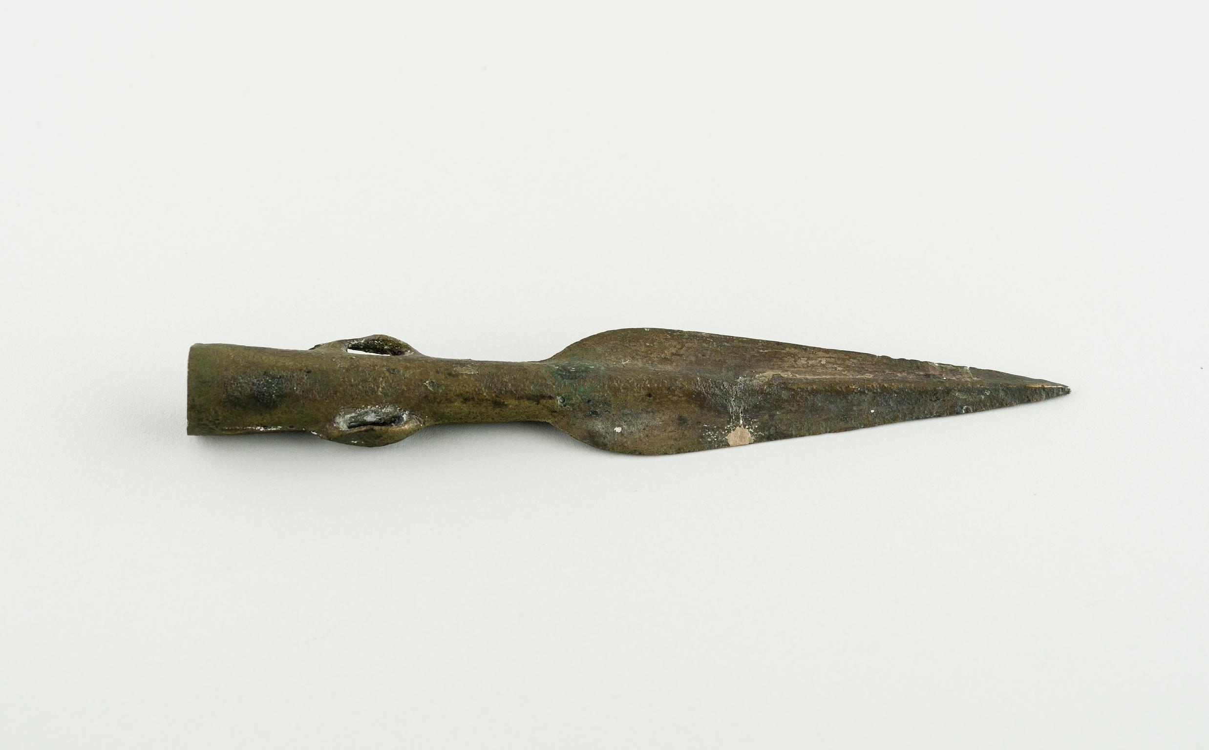 Middle Bronze Age bronze side looped spearhead