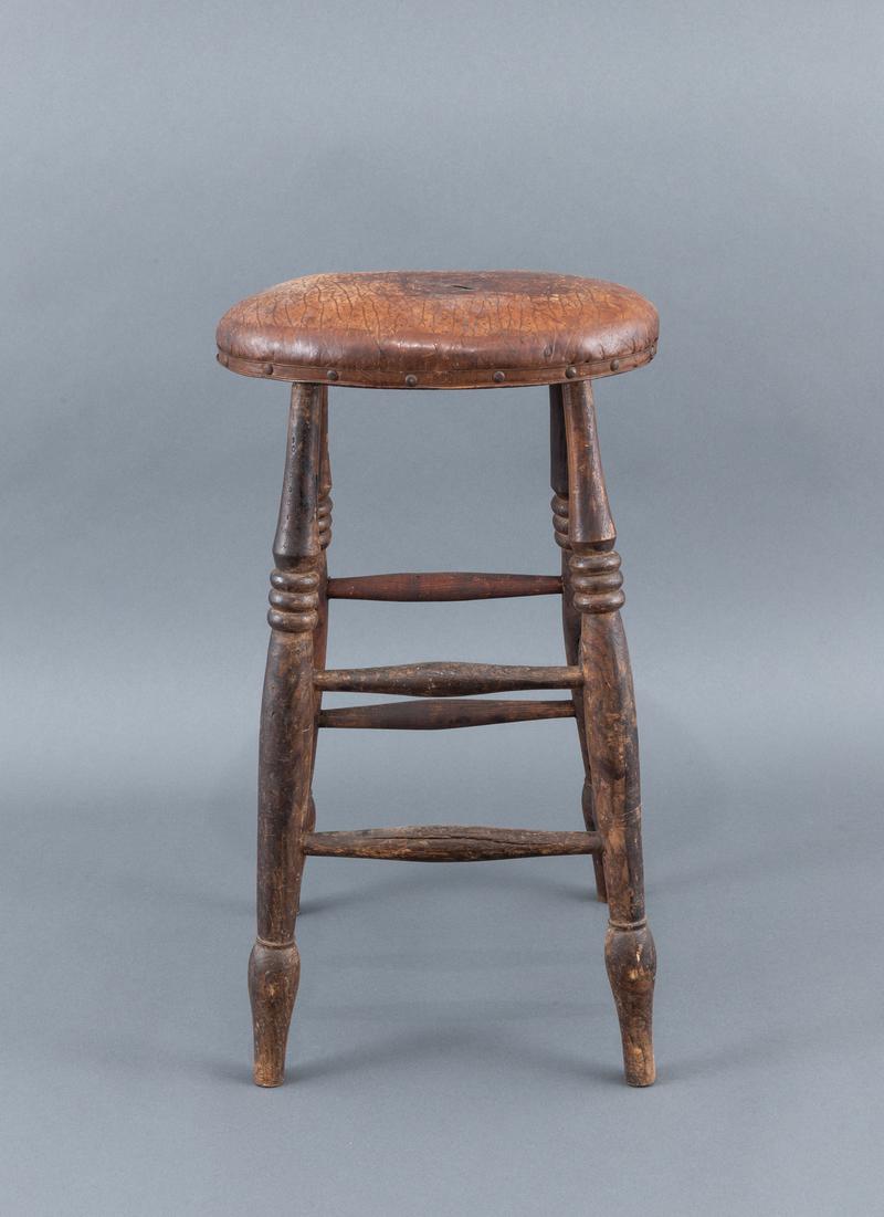 Saddler's stool