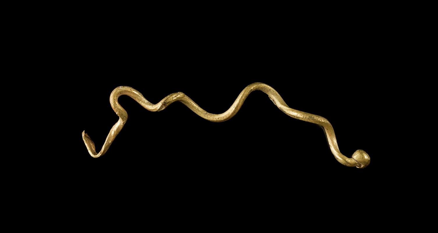 Middle Bronze Age gold wire