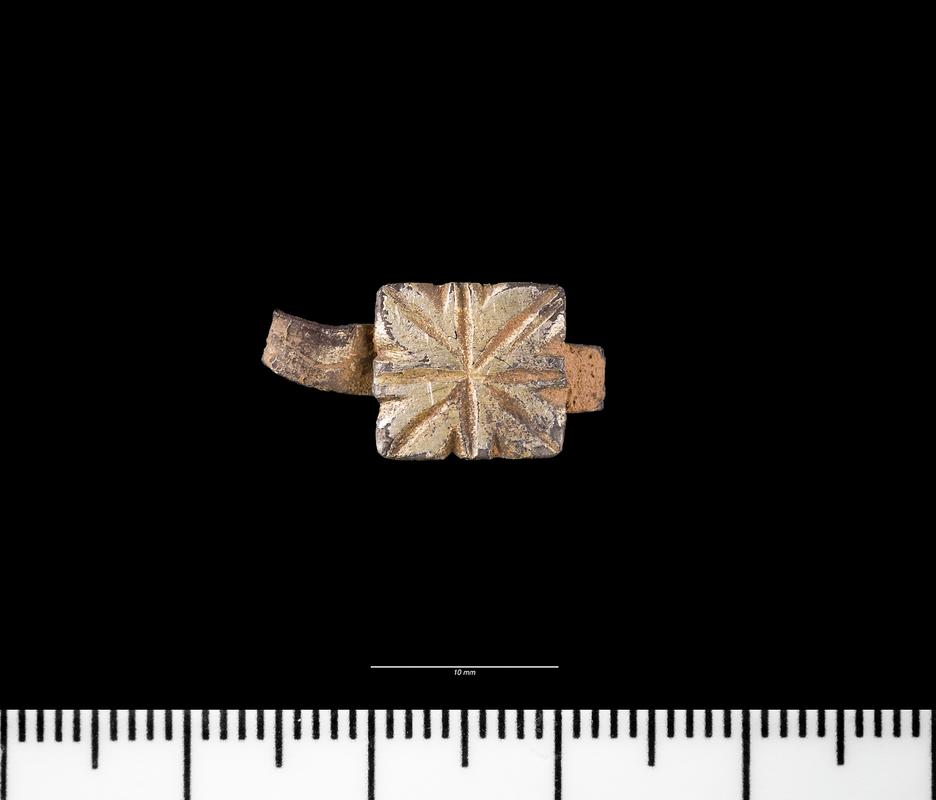 Medieval silver gilt ring fragment