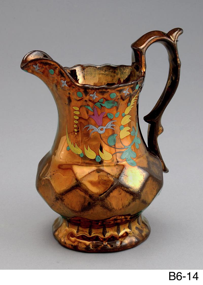 Jug, lustre