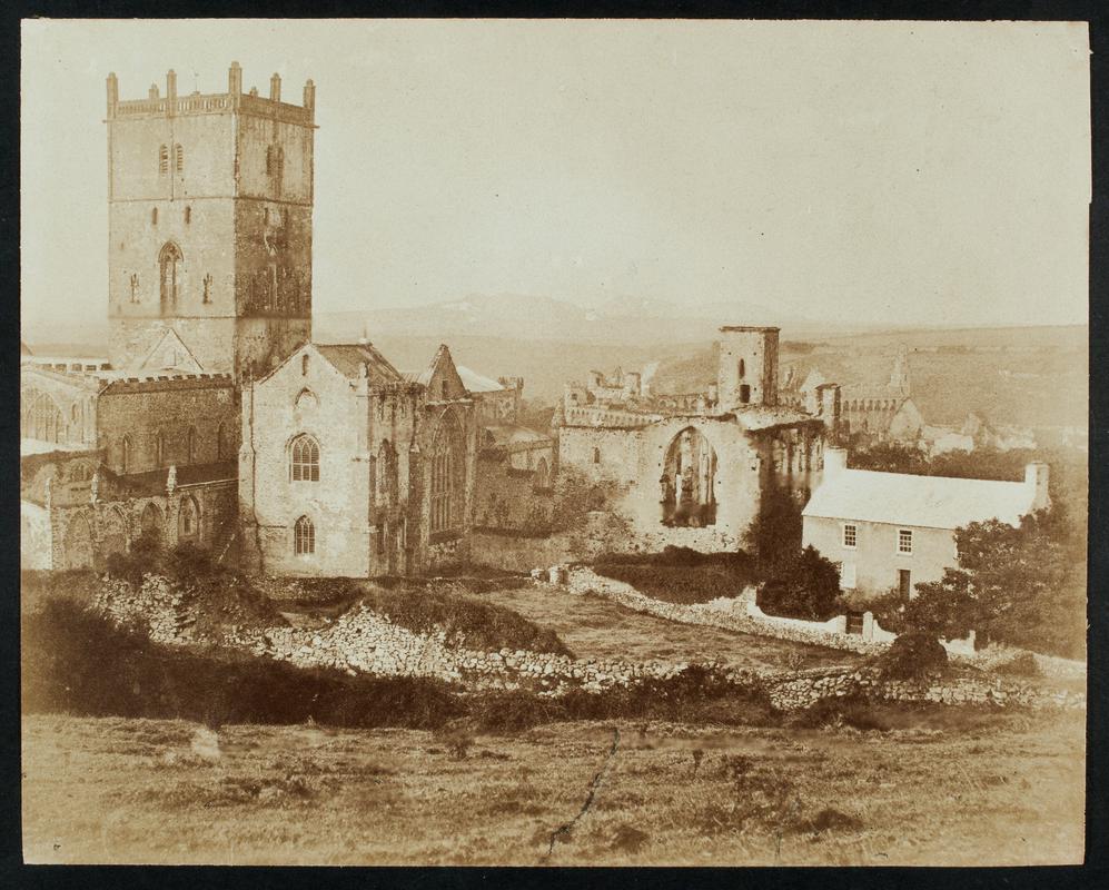 View from the town down towards the Cathedral on the left and refectory and Bishops Palace at  centre, St. David&#039;s