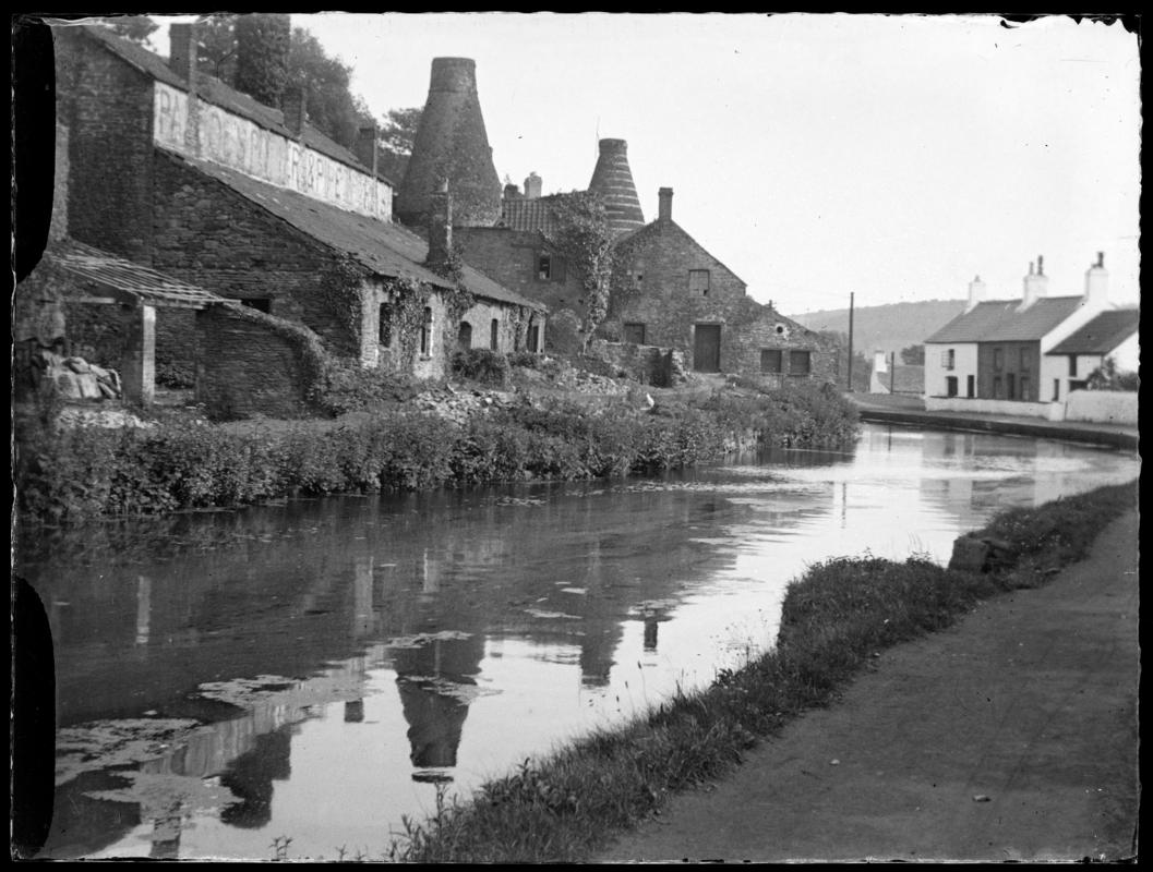 Glamorganshire Canal, negative