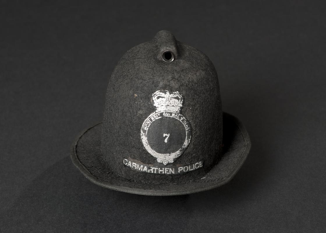 Miniature hat