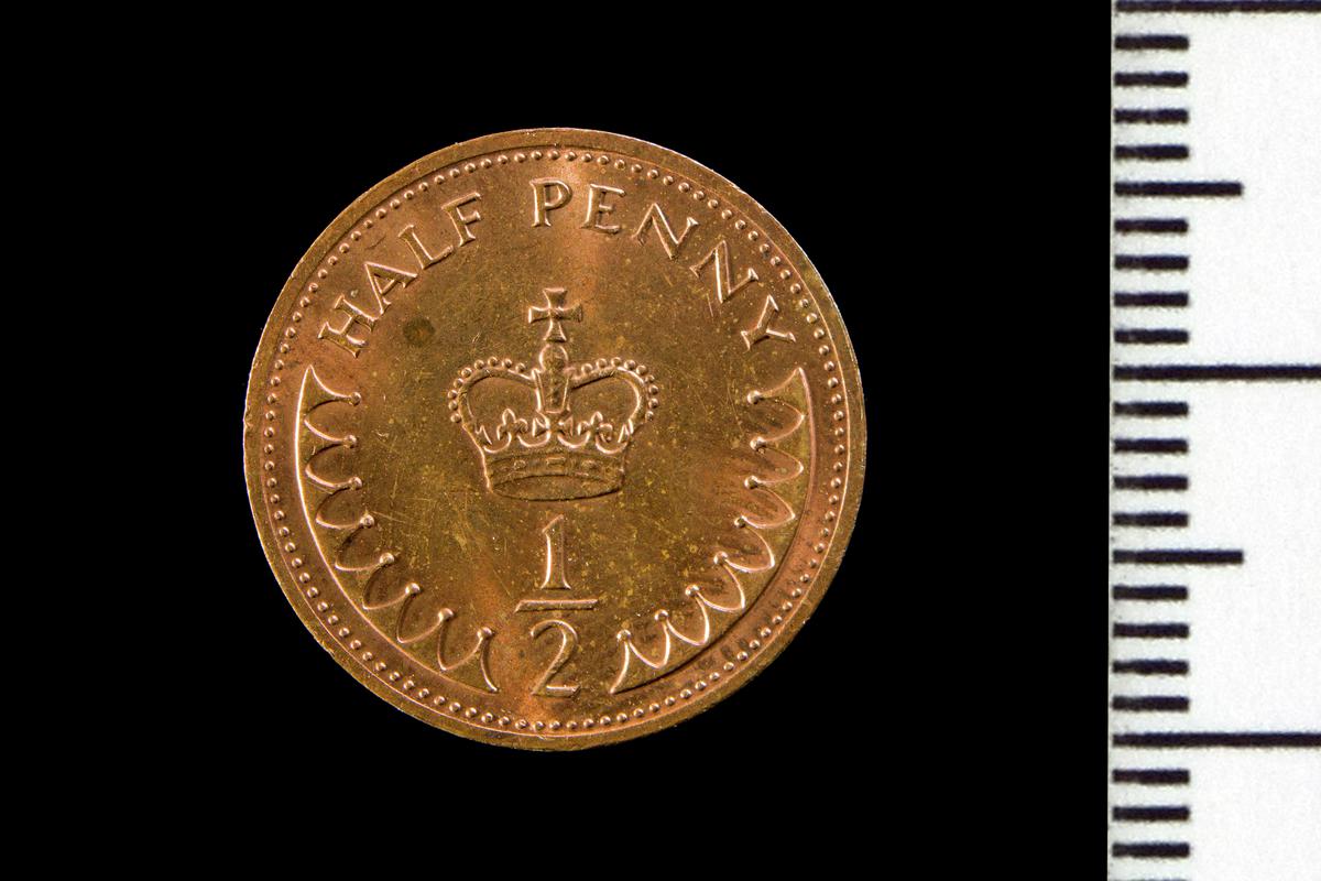 Elizabeth II halfpenny