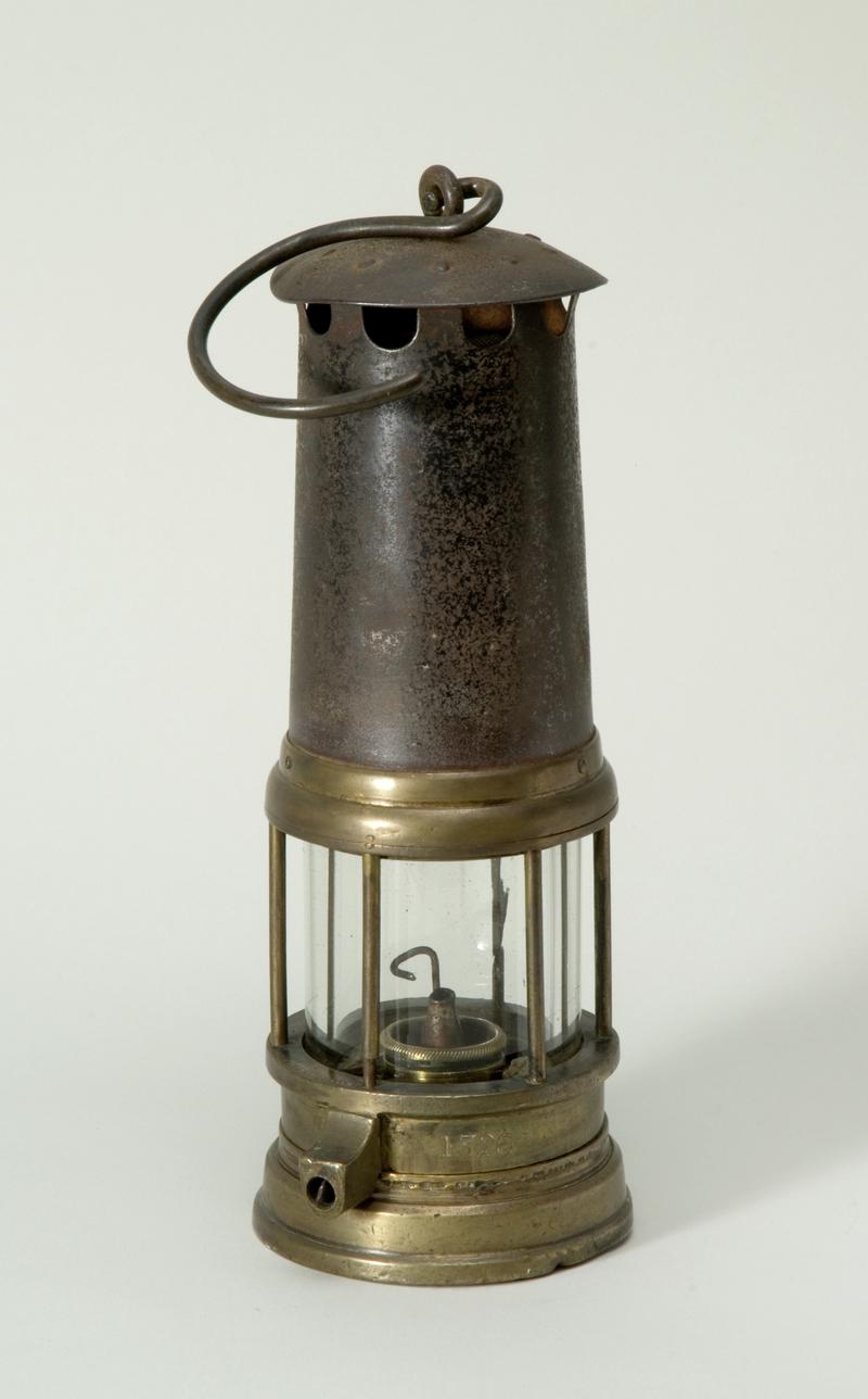 bonneted Clanny flame safety lamp