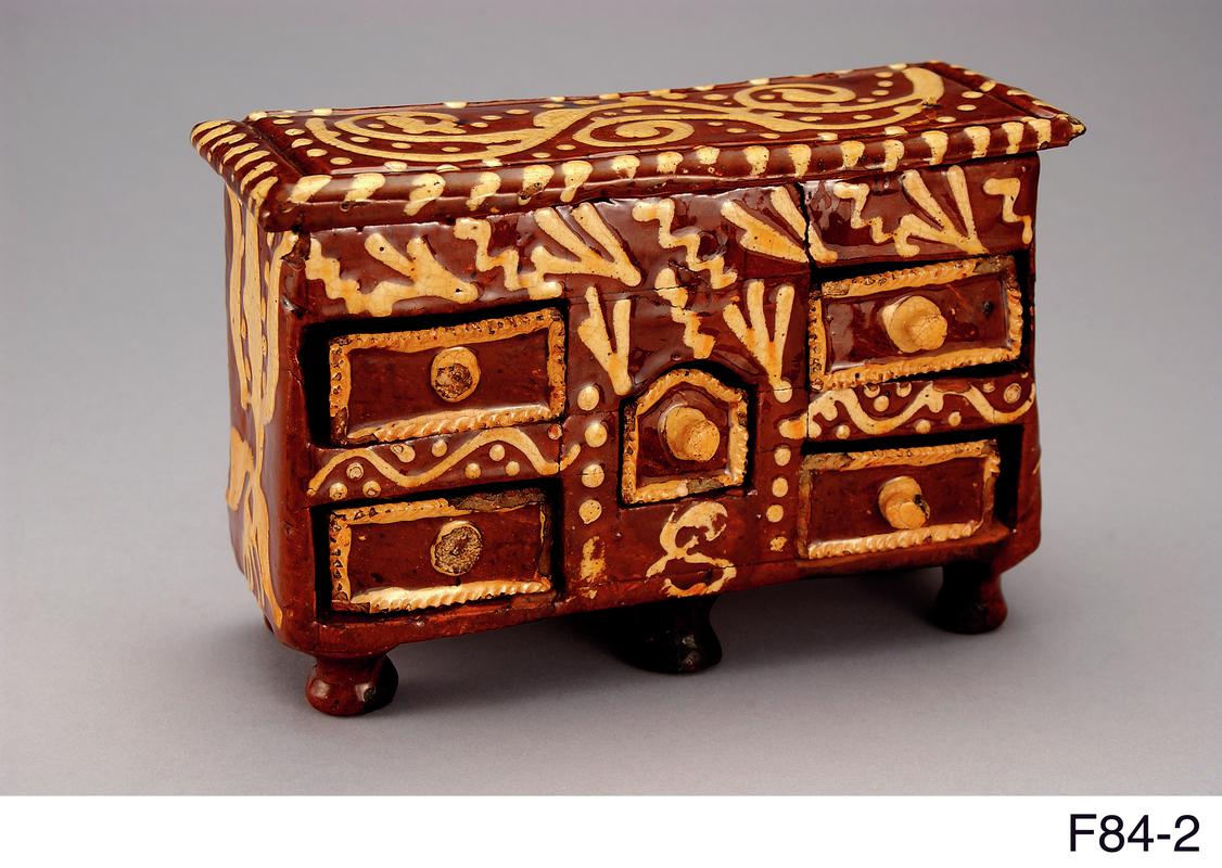 Chest of drawers, miniature