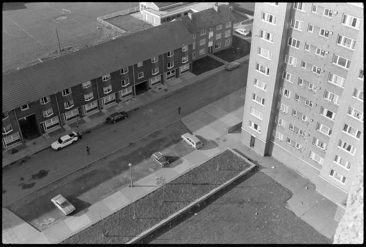 Butetown, negative