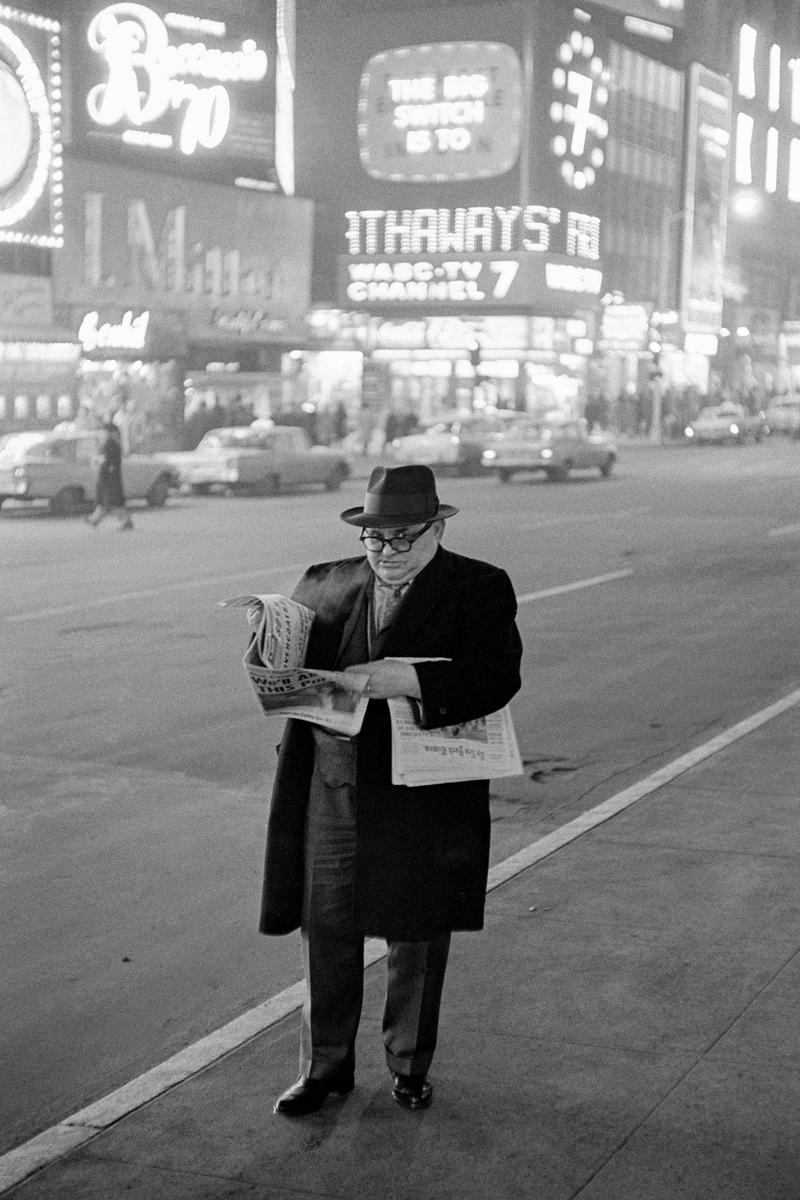 USA. NEW YORK. Street scene. Time Square. 1962.