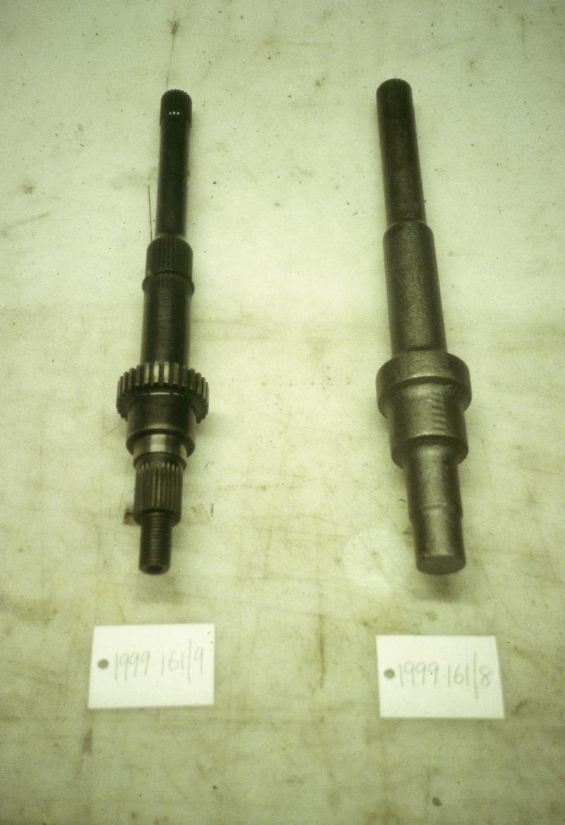 Rough casting &amp; machined casting for a drive shaft