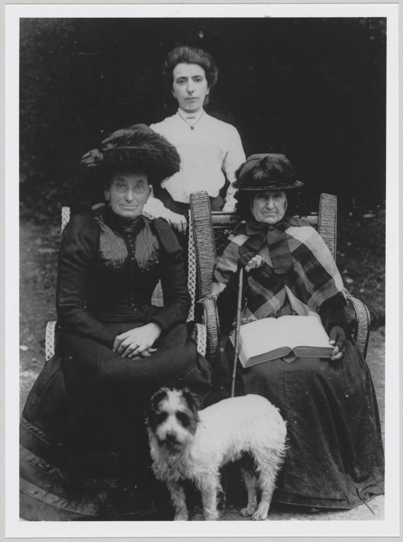 Photograph (print)