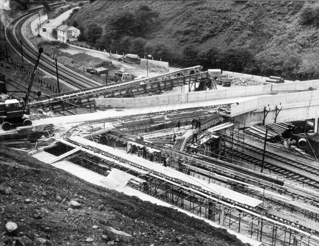 Hafodyrynys new drift mine, photograph