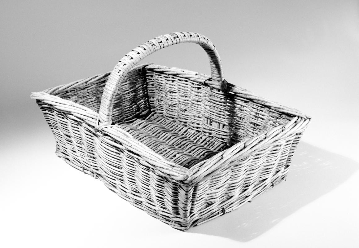 Butter basket made of hazel, late 19th century