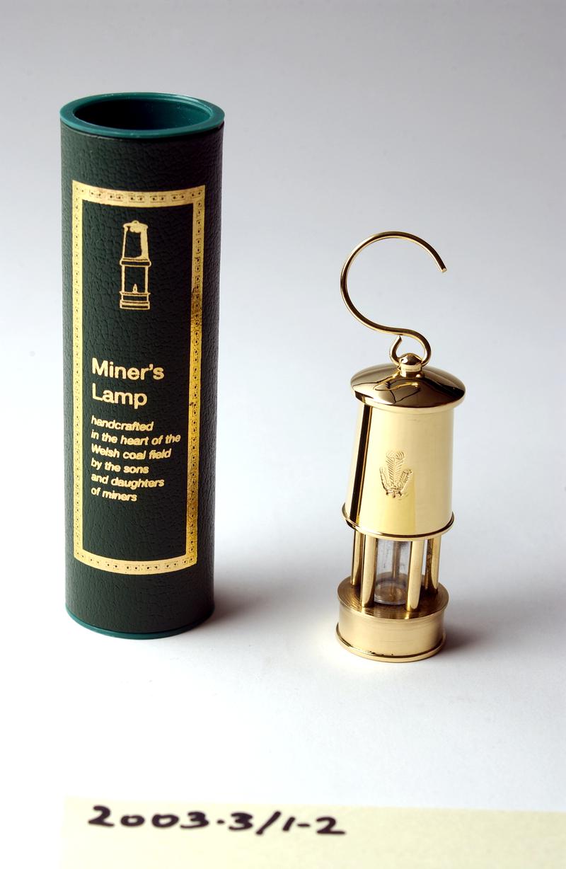 Small model of a flame safety lamp &amp; box