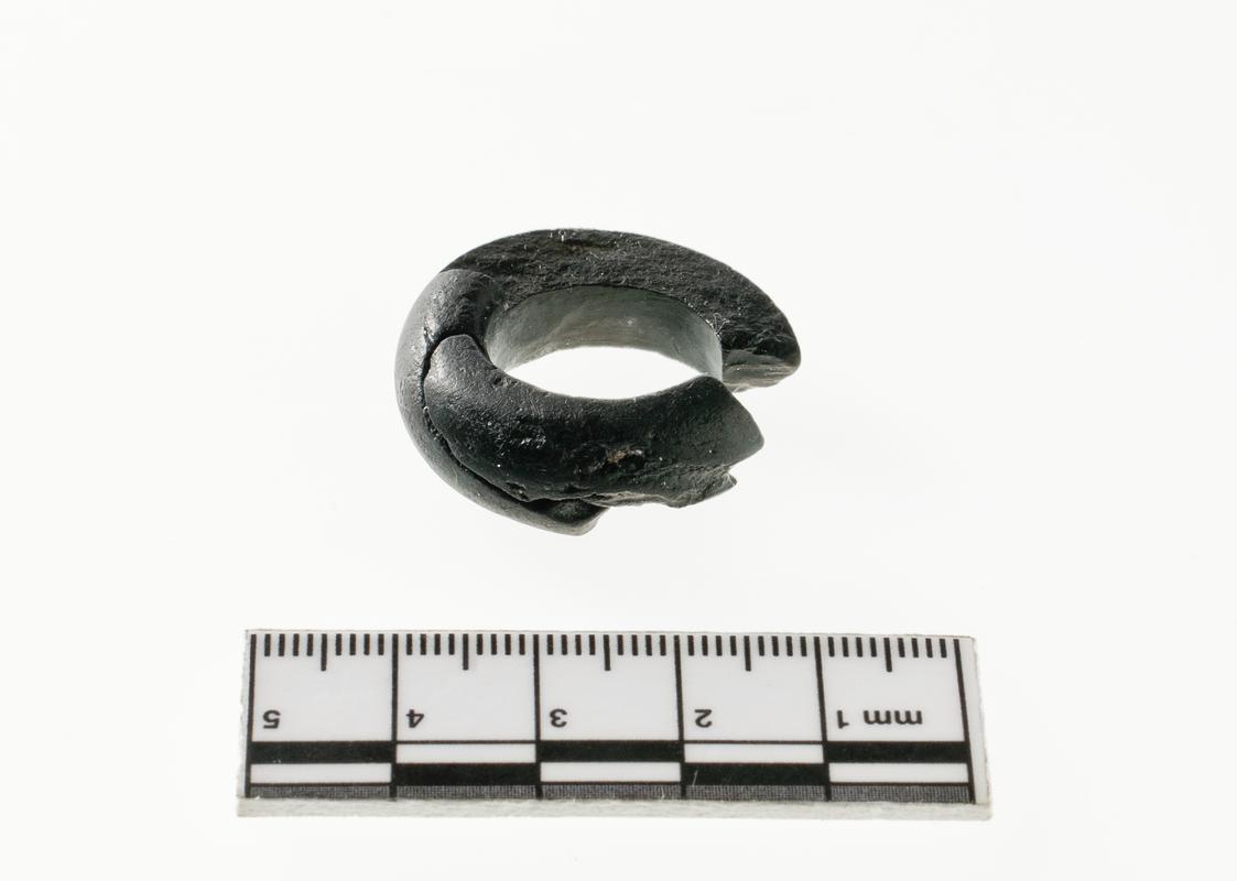 Cannel coal finger ring