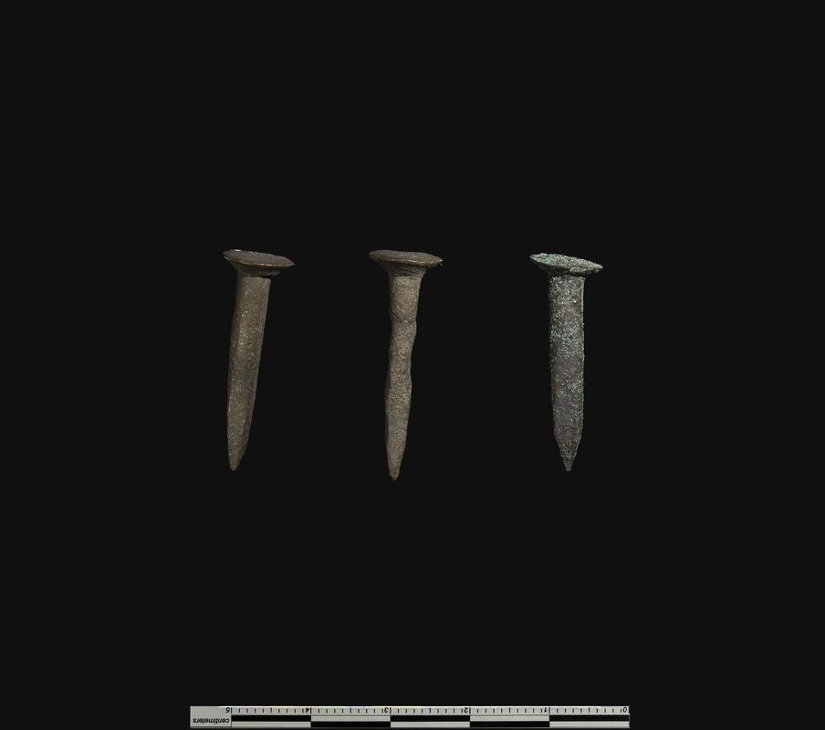 Medieval / Post-Medieval copper alloy nail