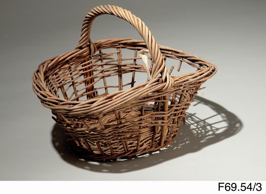 Cockle basket