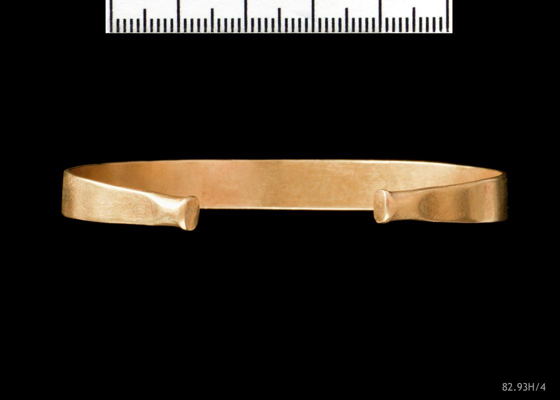 Bronze Age gold bracelet, armlet or anklet