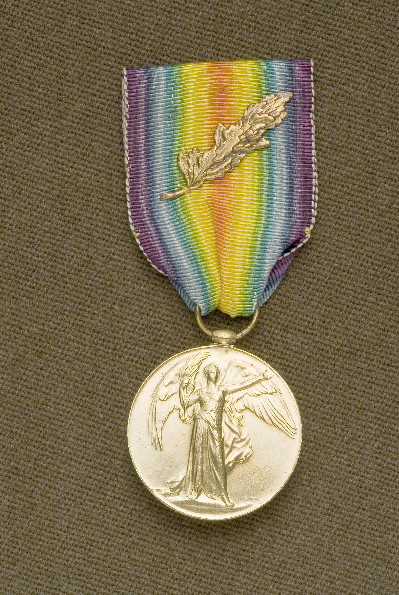 Victory Medal,1914-19 (oak leaves)