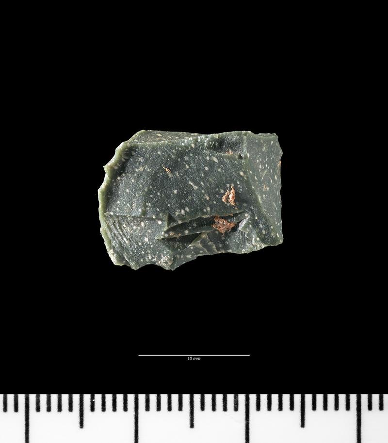 Upper Palaeolithic stone flake from Hoyle&#039;s Mouth Cave. Dorsal surface